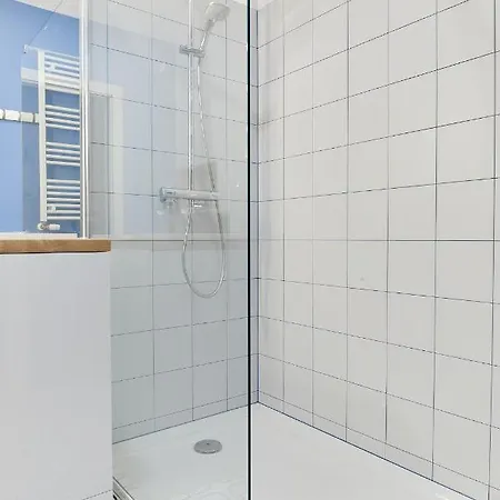 Sherlock Апартаменти *